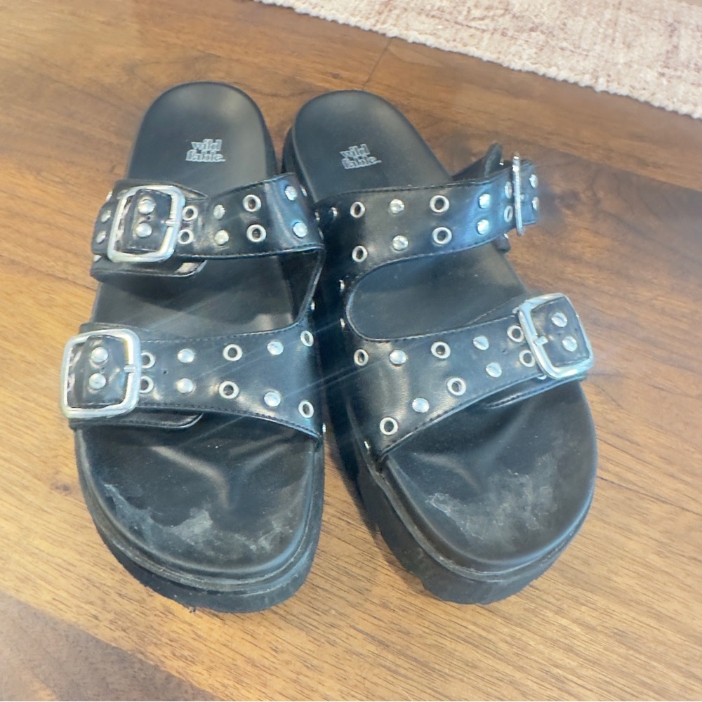 Wild Fable Studded Double Buckle Slide Sandals – Black – Women’s Sz 8